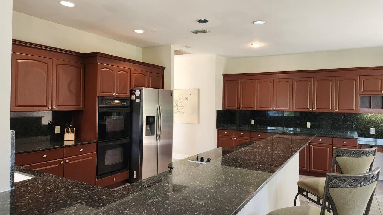 14955 Horseshoe Trce in Wellington, FL - Building Photo