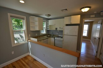 12 Cheever Ct in Boston, MA - Building Photo - Building Photo