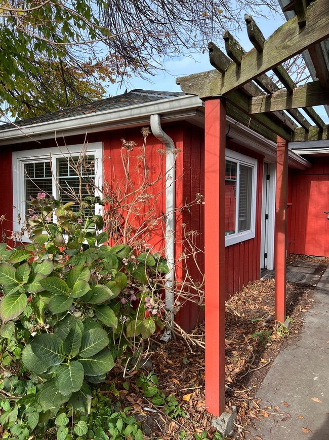 property at 27308 101st Ave NW