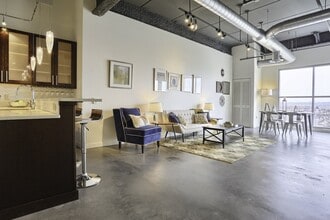 The 1500 Condominium in Harrisburg, PA - Foto de edificio - Building Photo