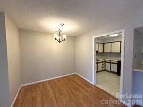 1001 Churchill Downs Ct in Charlotte, NC - Building Photo - Building Photo