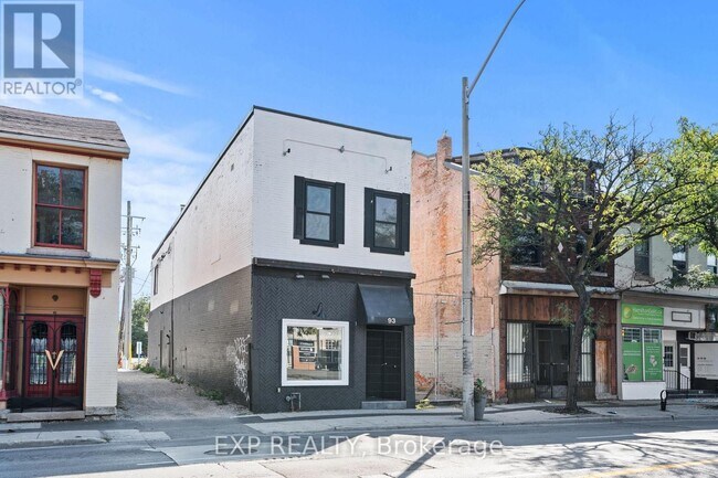 93 John St S in Hamilton, ON - Building Photo - Building Photo
