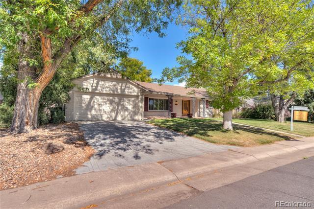 2535 E Alameda Cir in Denver, CO - Foto de edificio - Building Photo