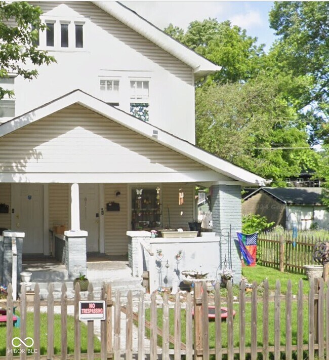 property at 110 N Grant Ave