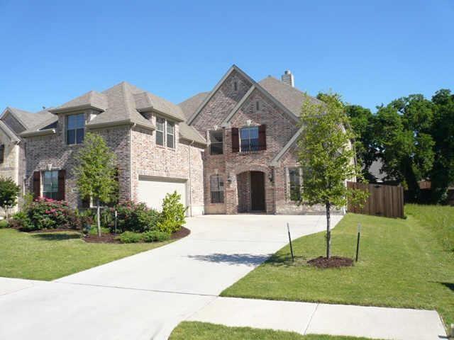 property at 910 Redbird Ln