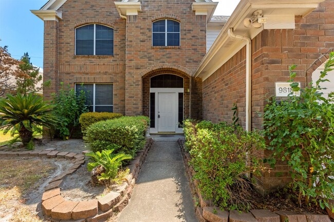 9818 Mossy Tree Ln in Houston, TX - Building Photo - Building Photo