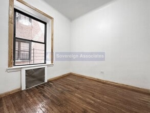 235 W 103rd St, Unit 3H in New York, NY - Building Photo - Building Photo