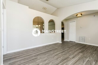 210 Dalton Dr in Kissimmee, FL - Building Photo - Building Photo