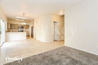 7909 Hornbeam Ct in Las Vegas, NV - Building Photo - Building Photo