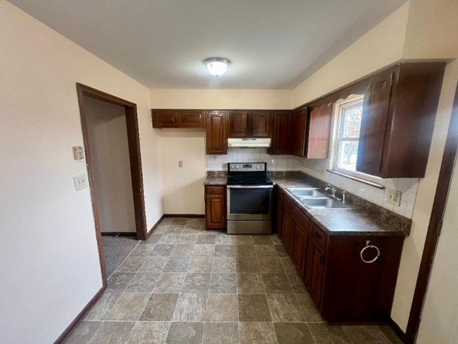 1516 N 63 Pl in Kansas City, KS - Building Photo - Building Photo