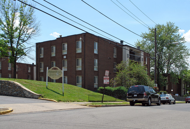 Stoneridge Apartments in Washington, DC - Foto de edificio - Building Photo