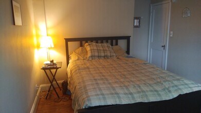 26 Murdock Rd in Baltimore, MD - Foto de edificio - Building Photo