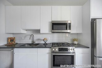 152 Liverpool St in Boston, MA - Foto de edificio - Building Photo