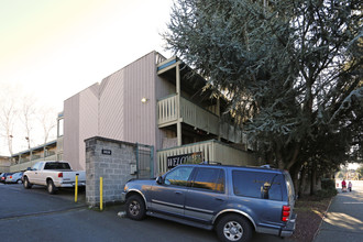 39th Place Townhomes in Portland, OR - Building Photo - Building Photo