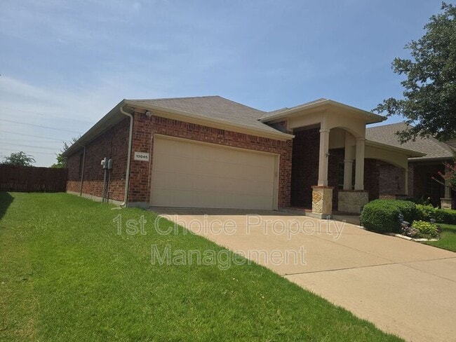 13045 Sierra View Dr in Fort Worth, TX - Building Photo - Building Photo