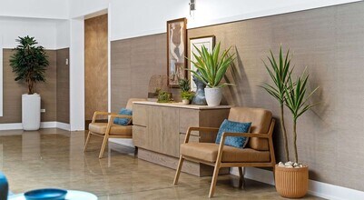 5440 N Sheridan Rd in Chicago, IL - Foto de edificio - Building Photo