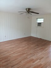 106 Cavalier Dr in Pensacola, FL - Building Photo - Building Photo