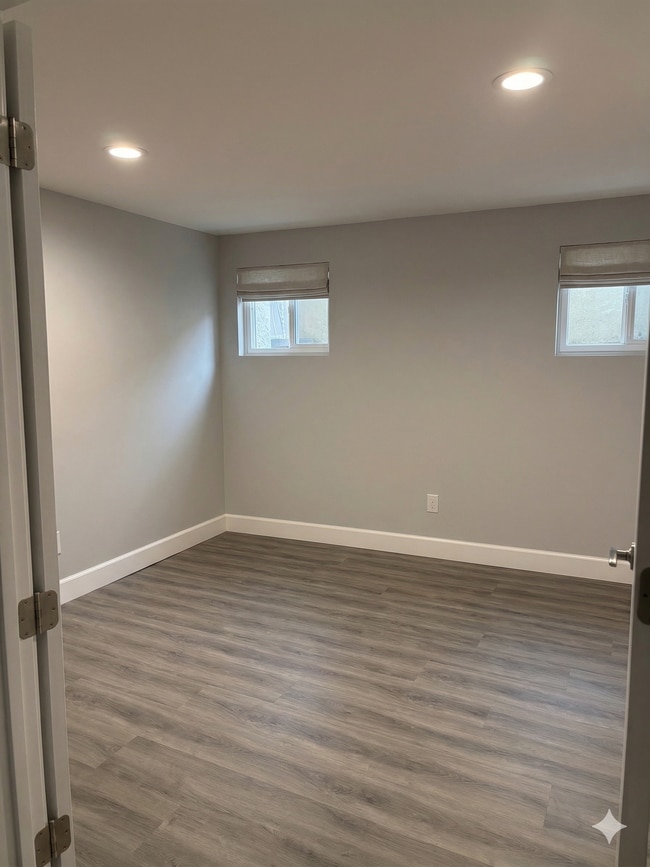 1468 E Chevy Chase Dr, Unit 1468A in Glendale, CA - Building Photo - Building Photo