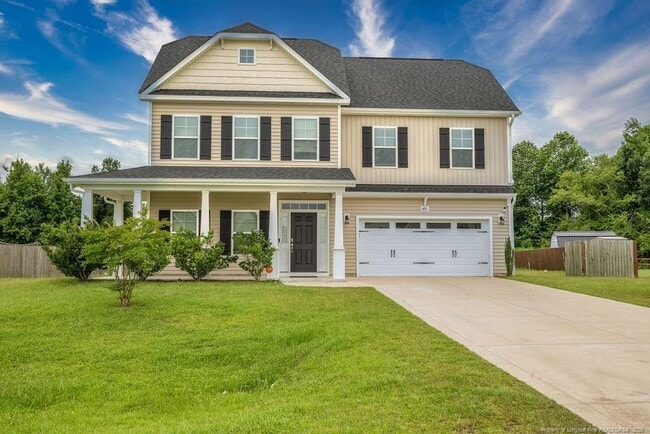 6821 Hunters Den Rd in Hope Mills, NC - Building Photo - Building Photo