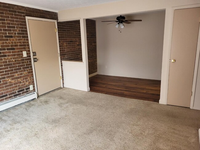 property at 2-30 Chateau Pl