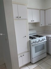 316 Surfside Blvd-Unit -2 in Surfside, FL - Building Photo - Building Photo