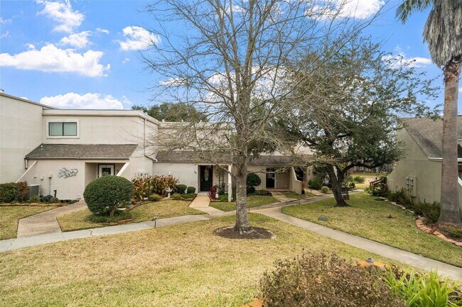 55 April Hill in Montgomery, TX - Building Photo - Building Photo
