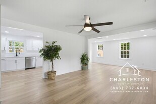 1787 Hay Rd in Johns Island, SC - Building Photo