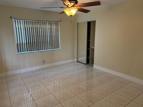 3777 NW 78th Ave, Unit 12A in Hollywood, FL - Building Photo - Building Photo