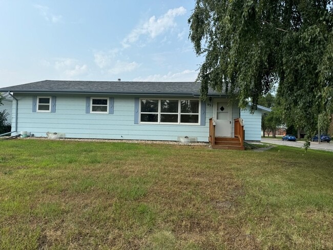property at 921 12th St NE