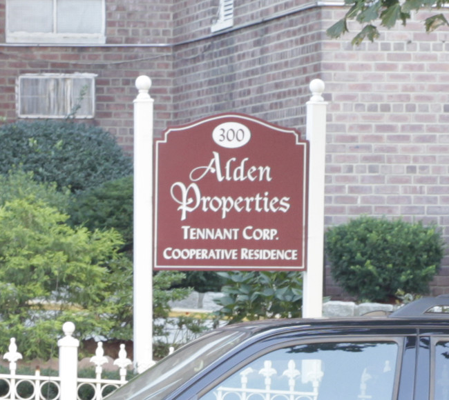 Alden Property Tenants Corporation in Yonkers, NY - Building Photo - Building Photo