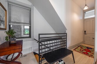 3507 W Carroll Ave, Unit #1 in Chicago, IL - Building Photo - Building Photo