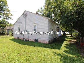 1302-1304 W 2nd St in Anderson, IN - Building Photo - Building Photo