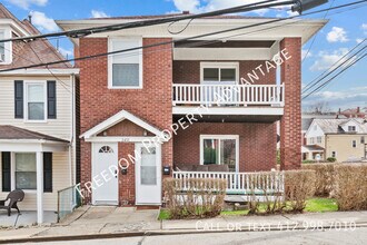 2451 Wedgemere St in Pittsburgh, PA - Building Photo - Building Photo