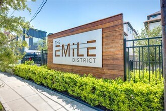 749 Emile St in Houston, TX - Building Photo - Building Photo