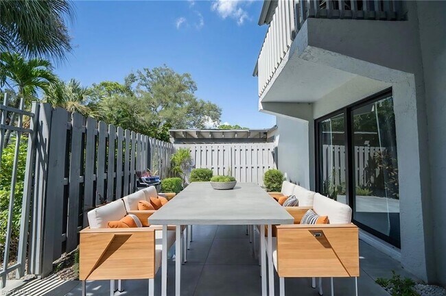 17455 Overhill Dr in Ft. Myers, FL - Building Photo - Building Photo