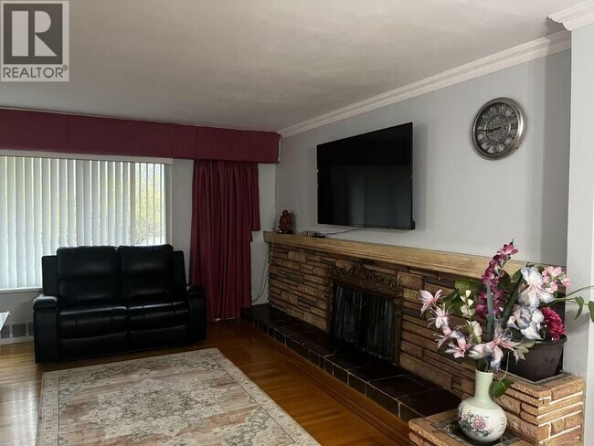 81 Glengarry Crescent in West Vancouver, BC - Building Photo - Building Photo