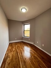 117 Wade St, Unit 4G in Jersey City, NJ - Building Photo - Building Photo