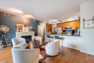 3232 N Halsted in Chicago, IL - Building Photo - Building Photo