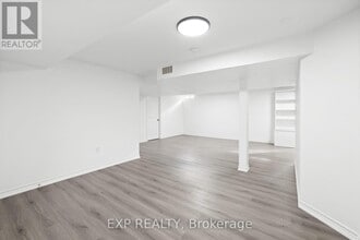 39 Oshea Crescent in Ajax, ON - Building Photo - Building Photo