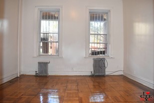 64 Tapscott St in Brooklyn, NY - Building Photo - Building Photo