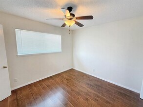 4811 Live Oak St, Unit 203 in Dallas, TX - Building Photo - Building Photo