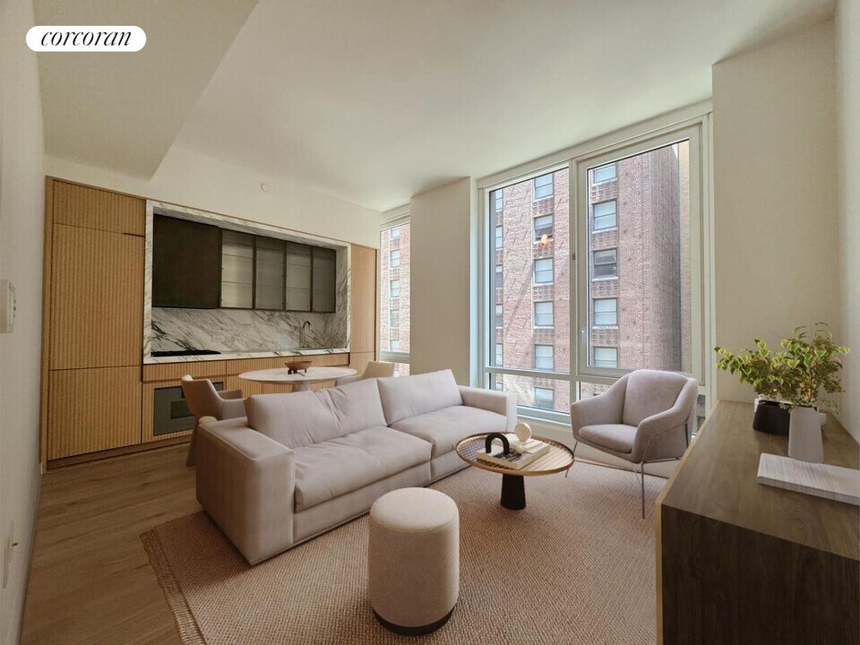 135 E 47th St in New York, NY - Building Photo