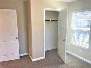 12571 Chimney Rock Dr in Rancho Cucamonga, CA - Building Photo - Building Photo