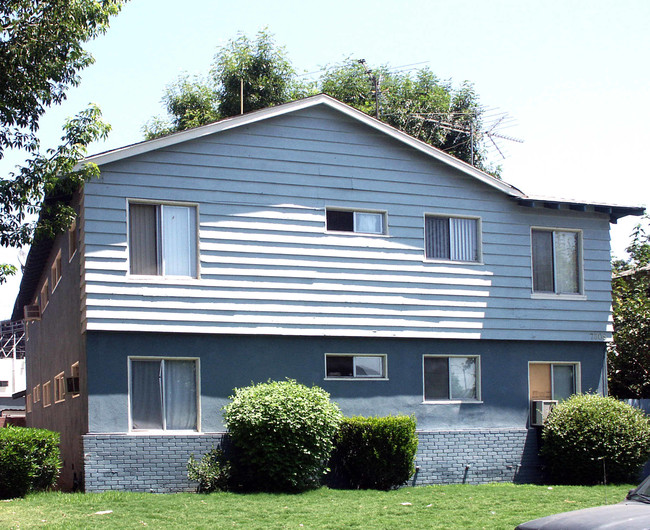 7308 Vista Del Monte Ave in Van Nuys, CA - Building Photo - Building Photo