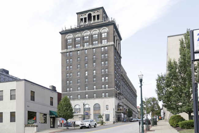 The Washington Trust Building in Washington, PA - Foto de edificio - Building Photo