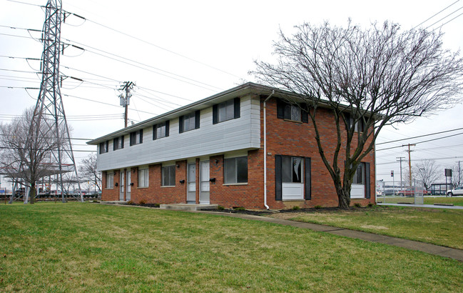 4685 Sandy Lane Rd in Columbus, OH - Foto de edificio - Building Photo