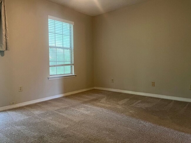 600 Cheshire Ln in Daphne, AL - Building Photo - Building Photo