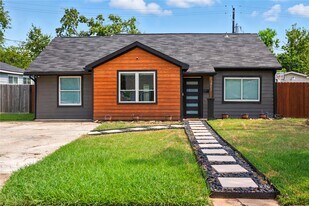 3863 Arbor St in Houston, TX - Building Photo