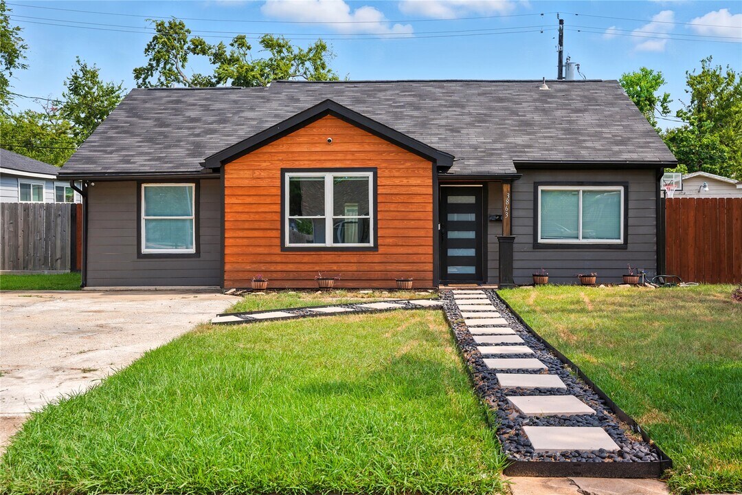 3863 Arbor St in Houston, TX - Building Photo