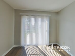 3636 Black Locust Dr in Indianapolis, IN - Building Photo - Building Photo
